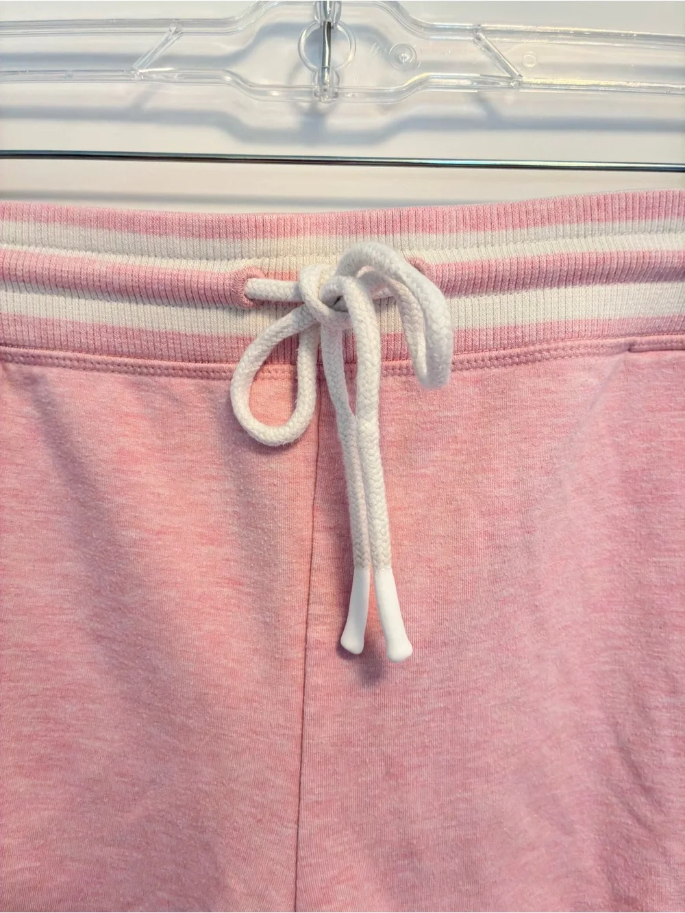 Vineyard Vines Women's Pull-On Shorts Pink Size XL